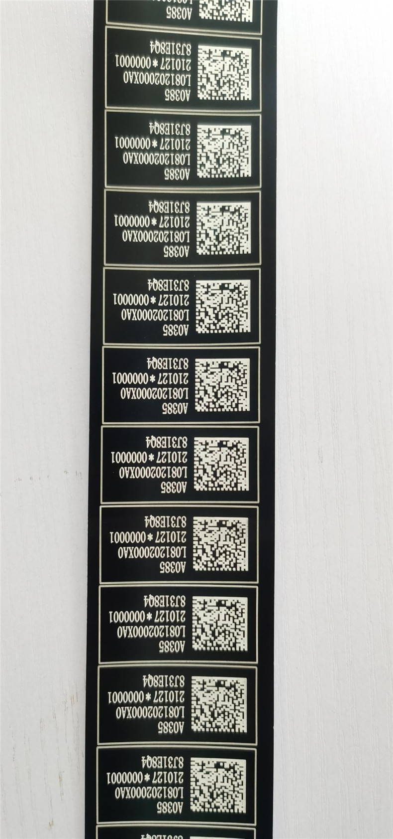 柔性标签专用激光打标机(图5) 柔性标签专用激光打标机(图5)